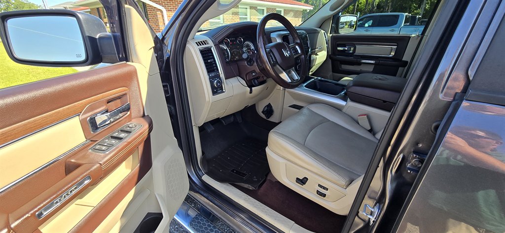 2016 Ram 1500 - $14,995