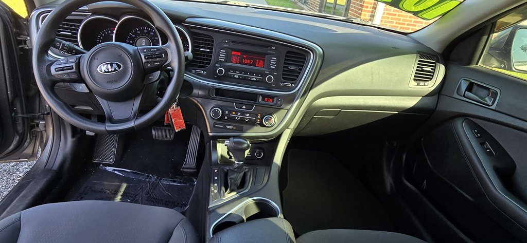 2015 Kia Optima - $10,995