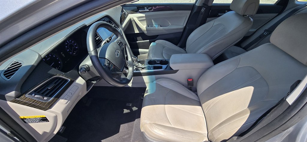 2017 Hyundai Sonata - $10,995