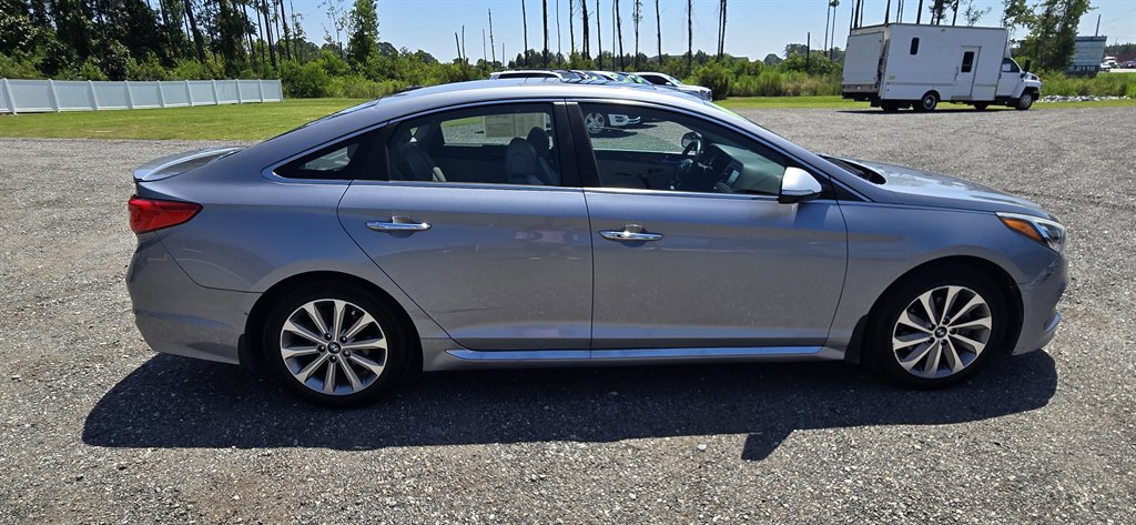 2017 Hyundai Sonata - $10,995