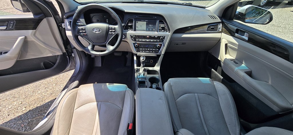 2017 Hyundai Sonata - $10,995