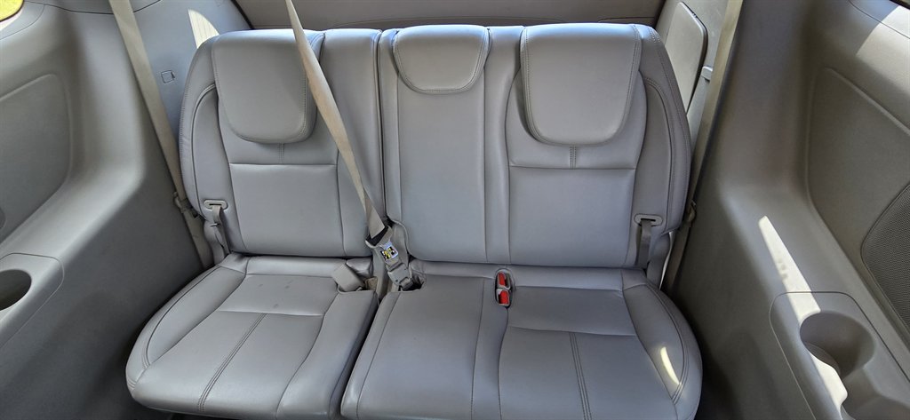 2016 Kia Sedona - $10,995