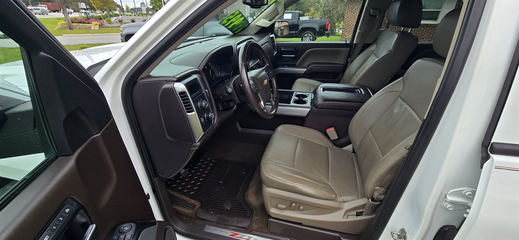 2014 Chevrolet Silverado - $20,995