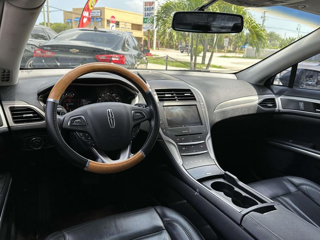 2015 LINCOLN MKZ Sedan - $12,250