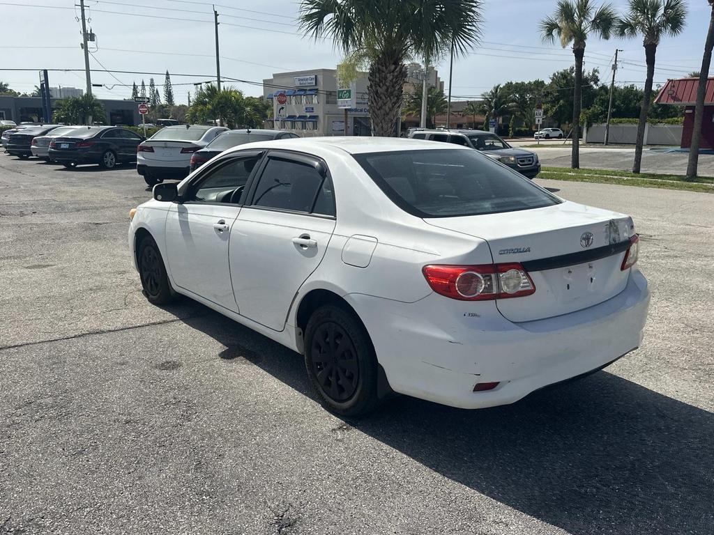 2011 Toyota Corolla - $7,250