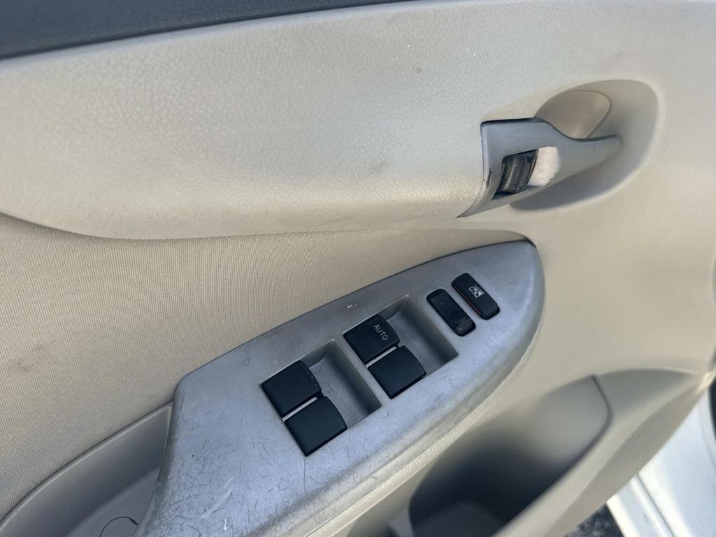 2011 Toyota Corolla - $7,250