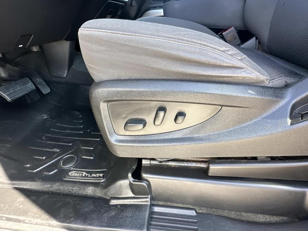 2016 Chevrolet Silverado - $17,350