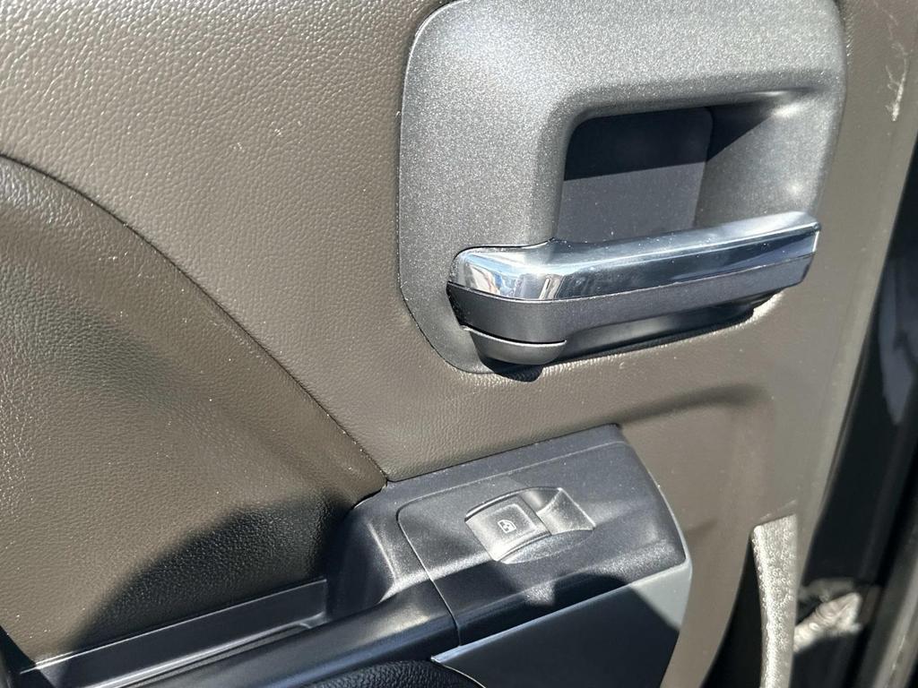 2016 Chevrolet Silverado - $17,350