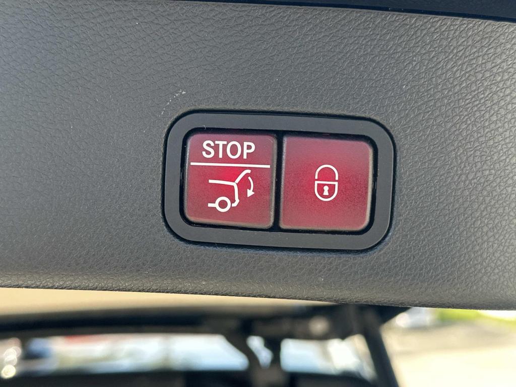 2018 Mercedes-Benz GLS - $18,950
