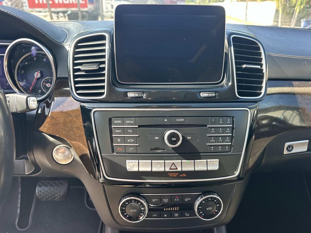 2018 Mercedes-Benz GLS - $18,950