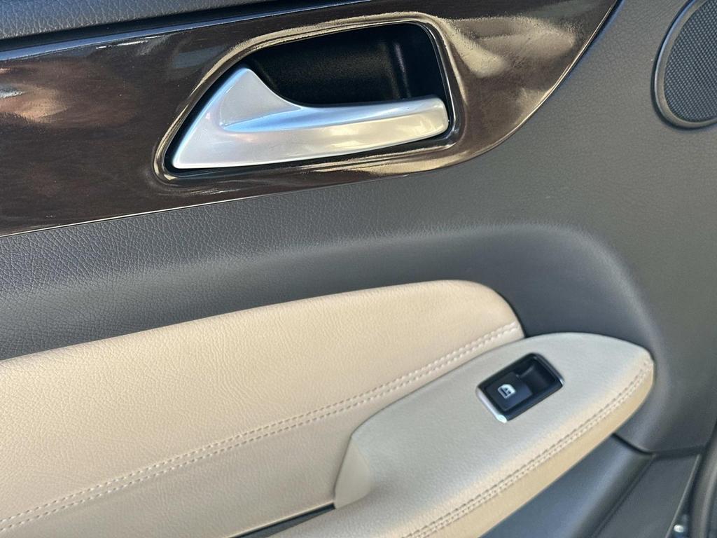 2018 Mercedes-Benz GLS - $18,950