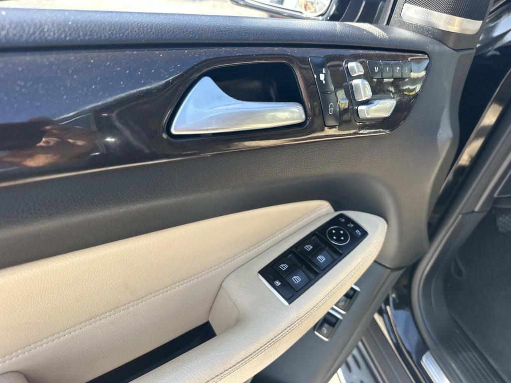 2018 Mercedes-Benz GLS - $18,950