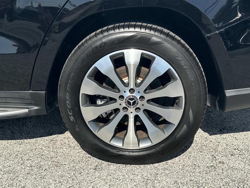 2018 Mercedes-Benz GLS - $18,950