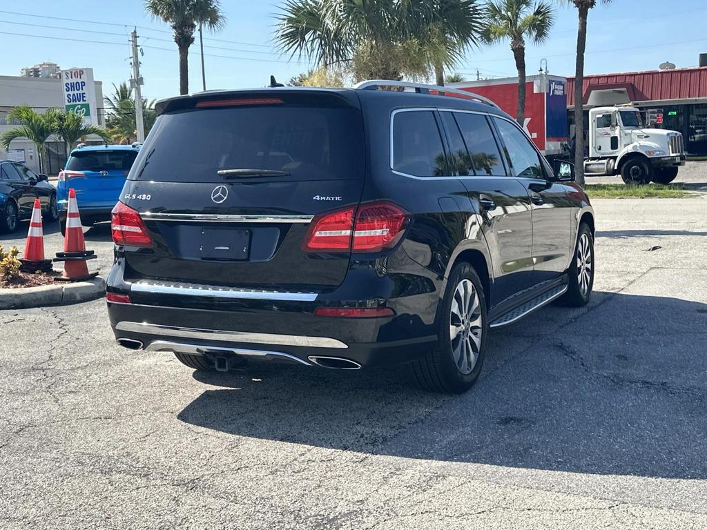 2018 Mercedes-Benz GLS - $18,950