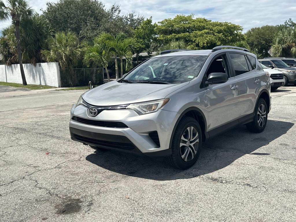 2017 Toyota RAV4 - $14,100