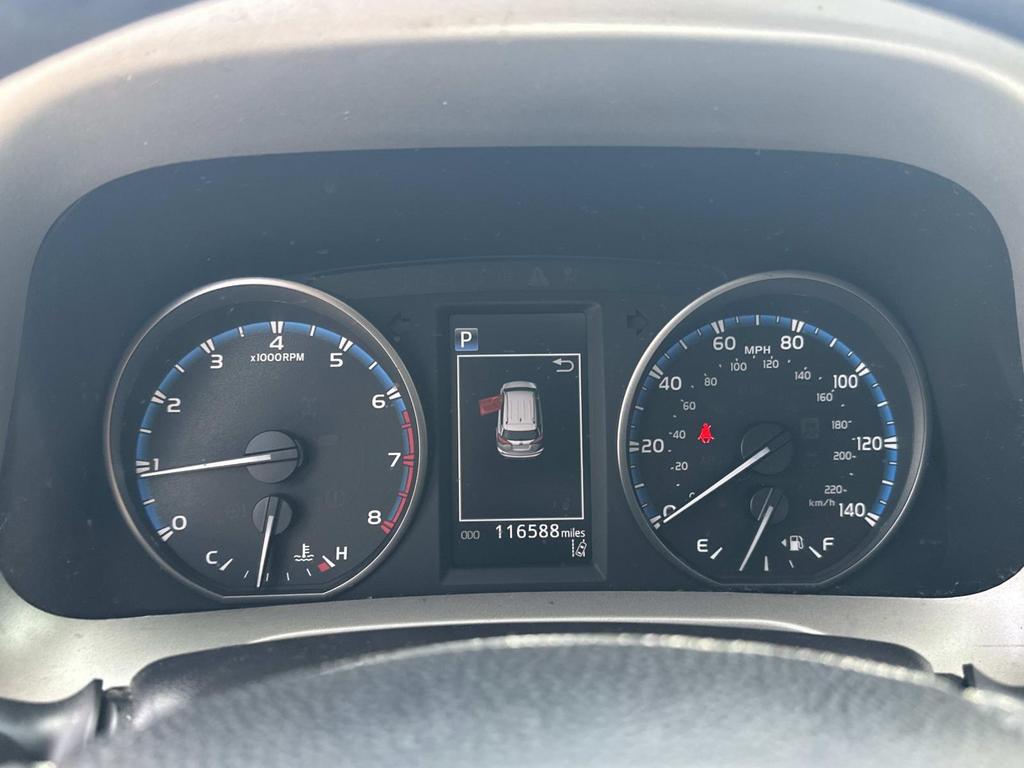 2017 Toyota RAV4 - $14,100