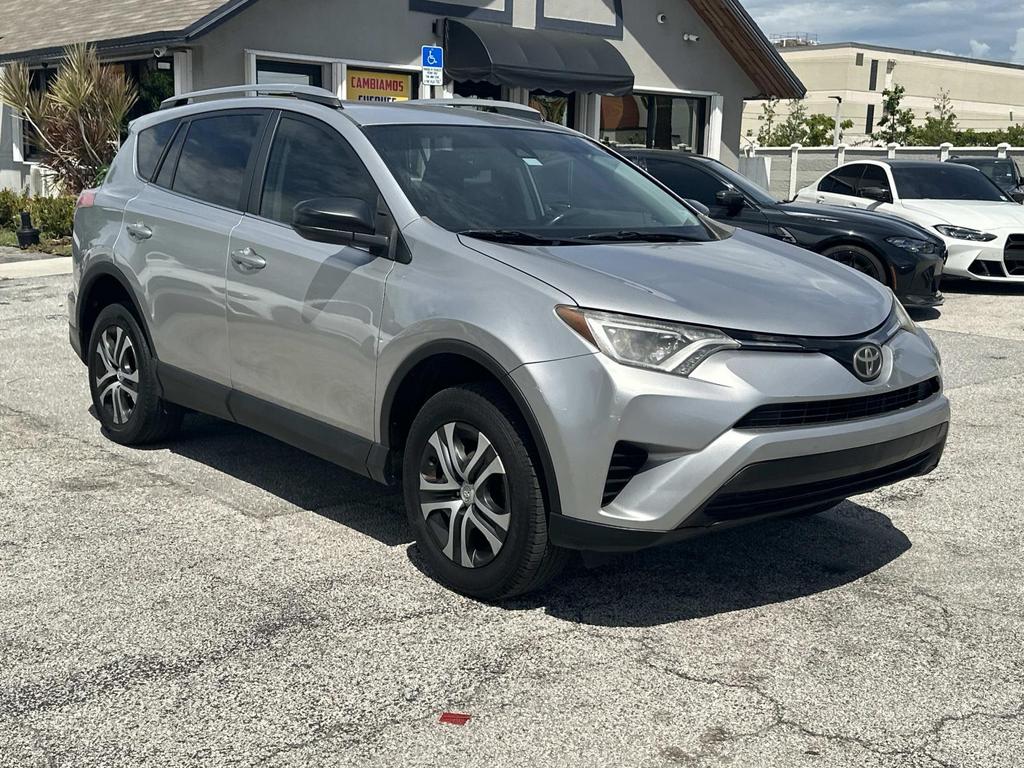2017 Toyota RAV4 - $14,100