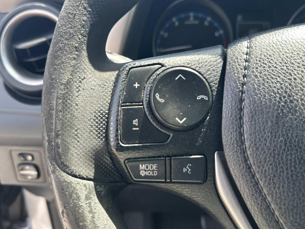 2017 Toyota RAV4 - $14,100