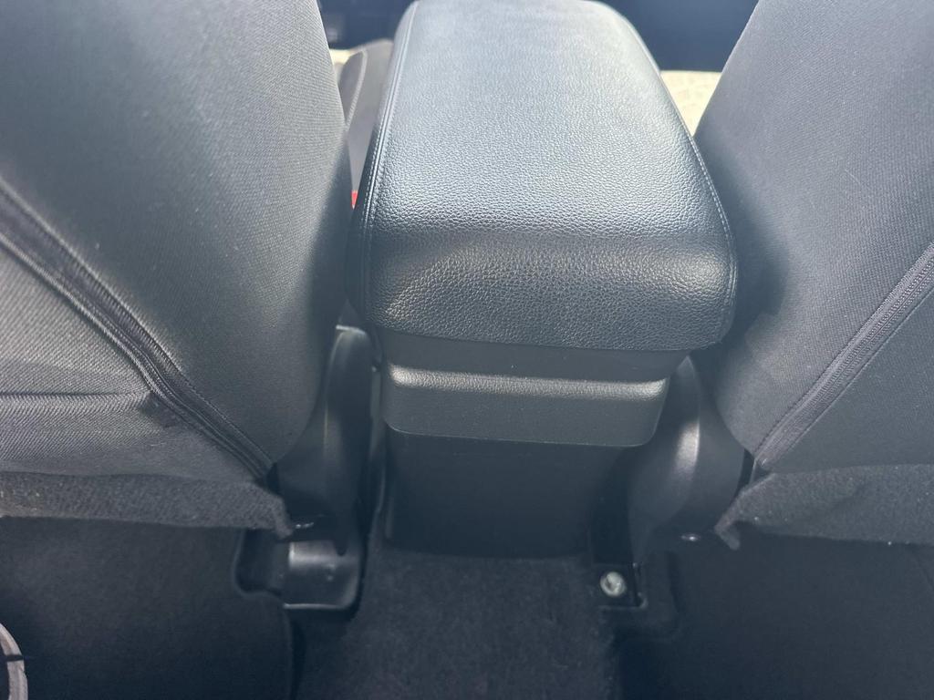 2021 Mitsubishi Outlander - $12,000