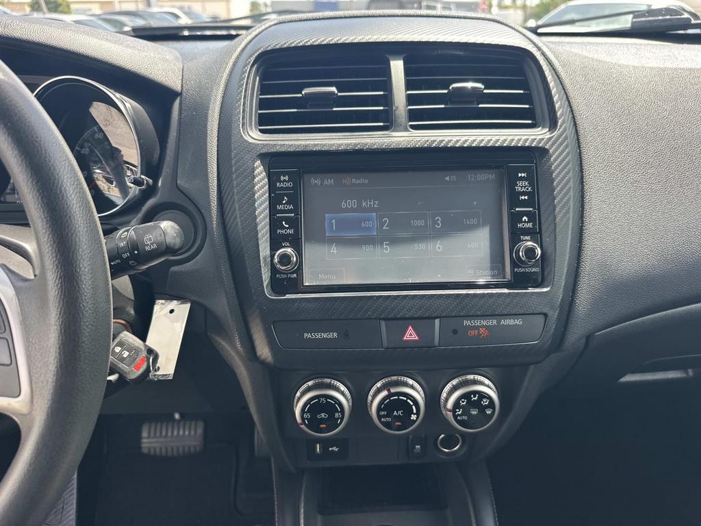 2021 Mitsubishi Outlander - $12,000
