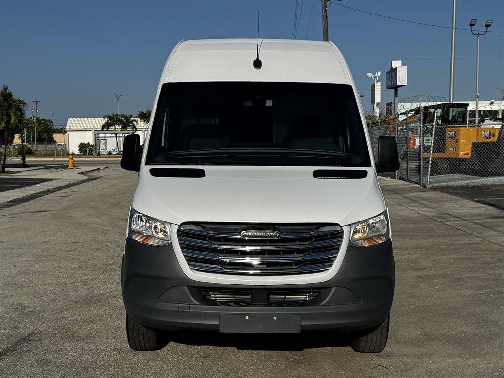 2019 Freightliner Sprinter - $27,995