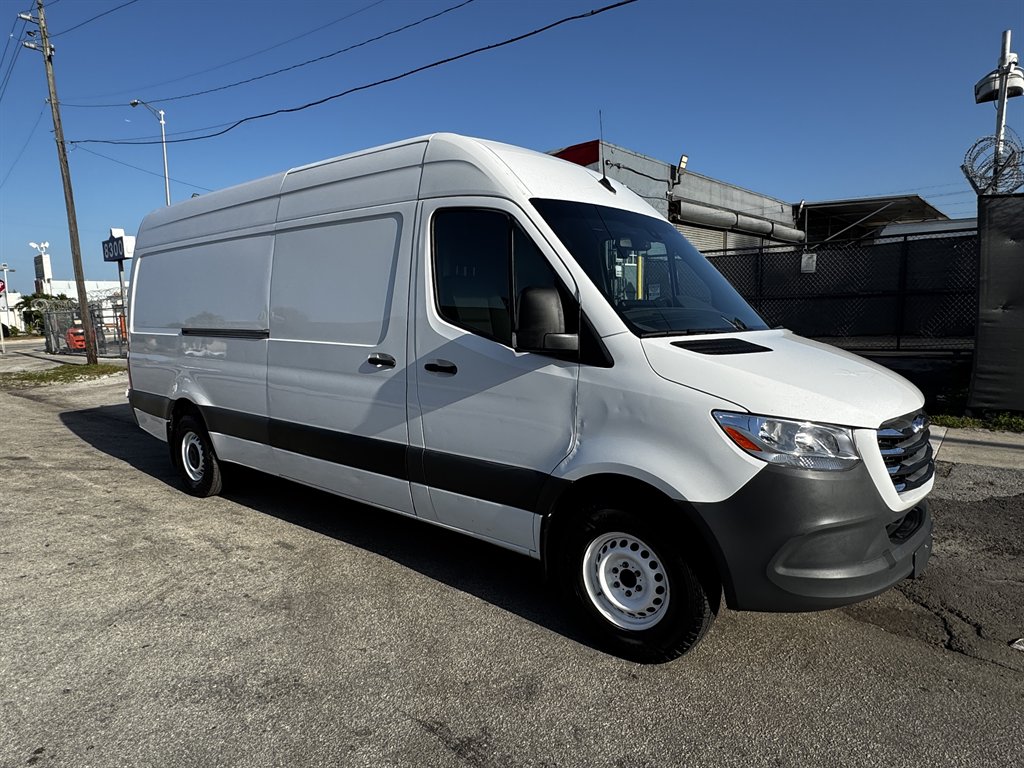 2019 Freightliner Sprinter - $27,995