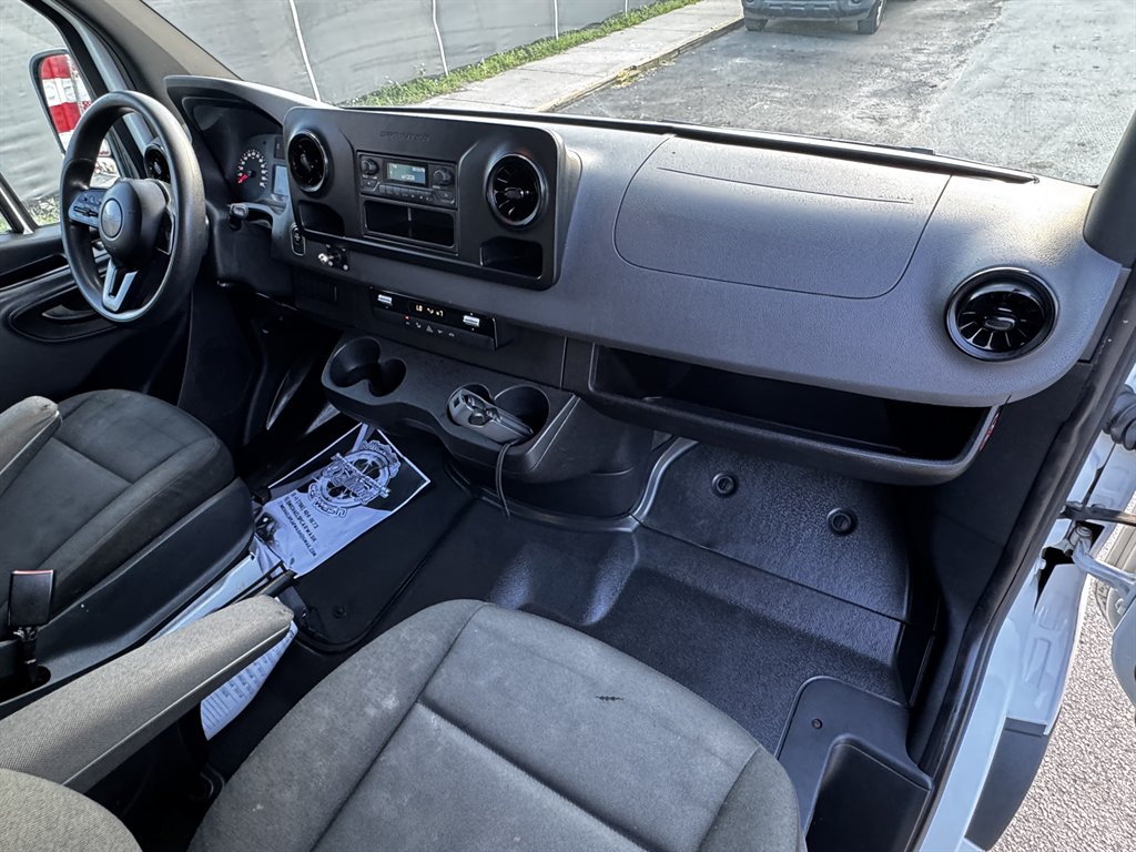 2019 Freightliner Sprinter - $27,995