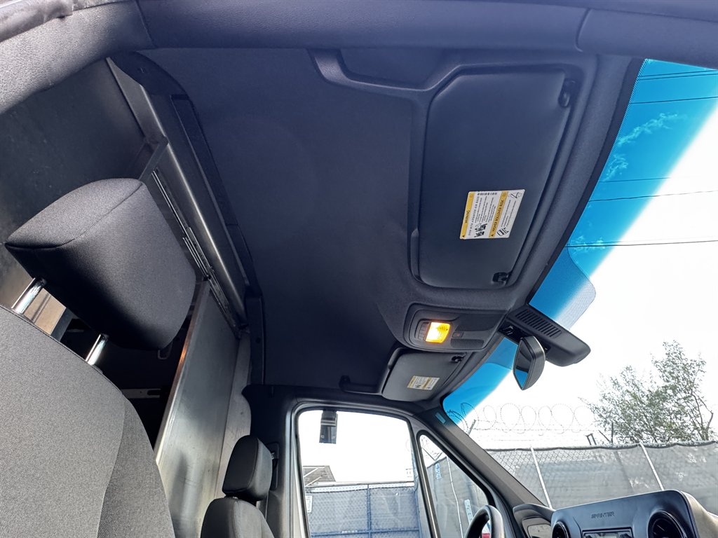 2019 Freightliner Sprinter - $27,995