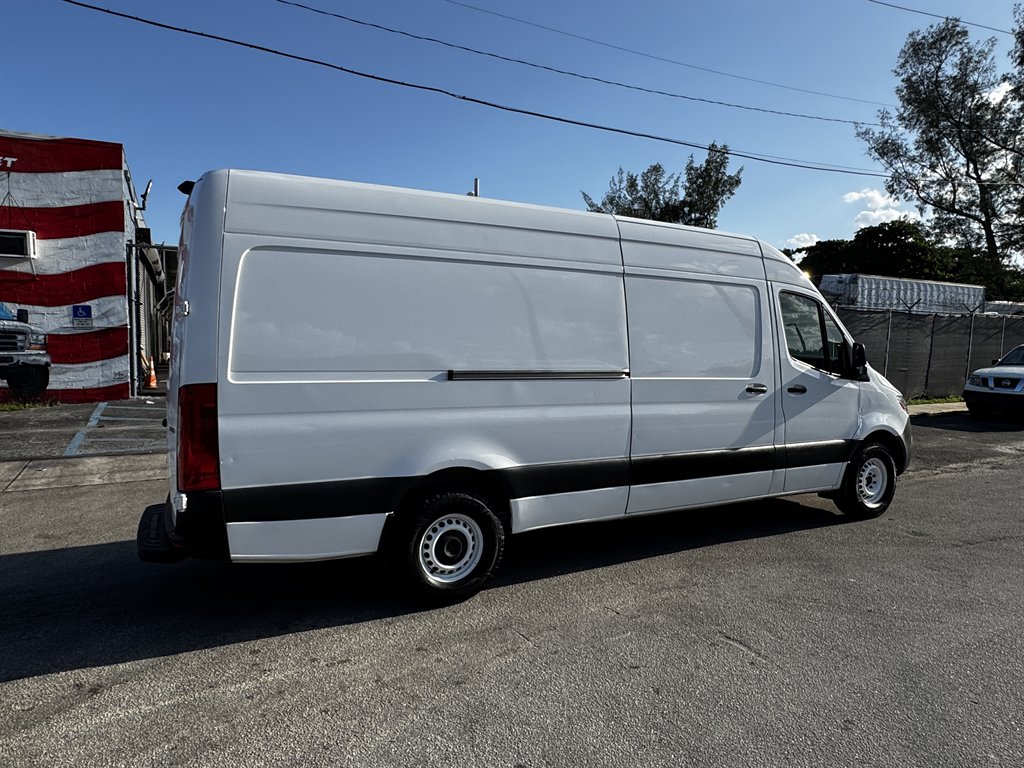 2019 Freightliner Sprinter - $27,995