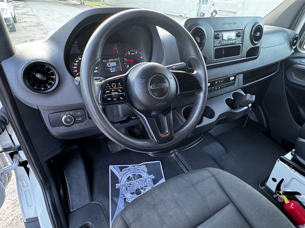 2019 Freightliner Sprinter - $27,995
