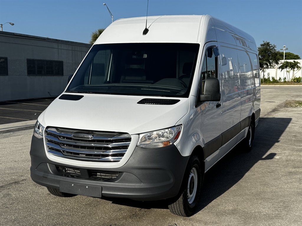 2019 Freightliner Sprinter - $27,995