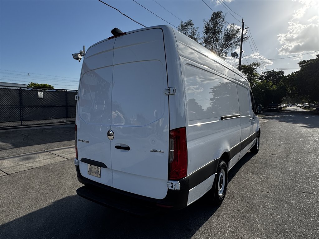 2019 Freightliner Sprinter - $27,995