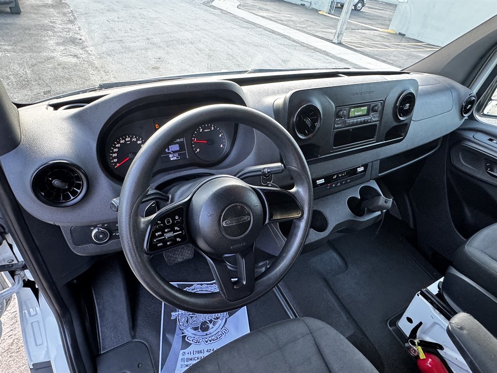 2019 Freightliner Sprinter - $27,995