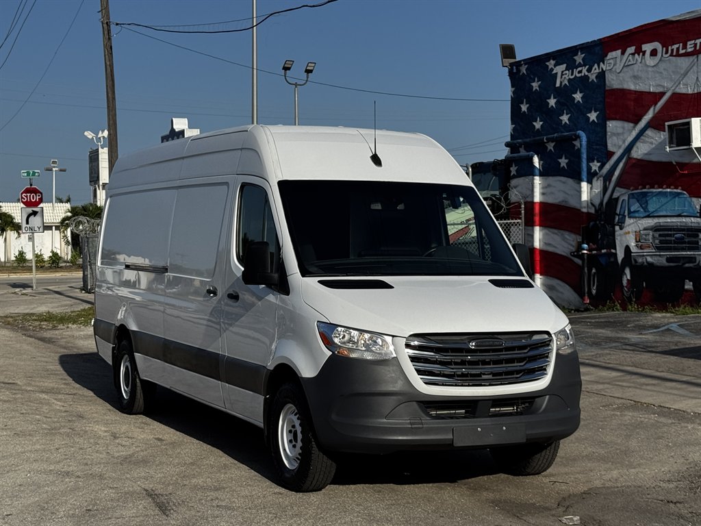 2019 Freightliner Sprinter - $27,995