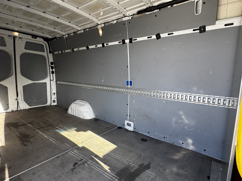 2019 Freightliner Sprinter - $27,995