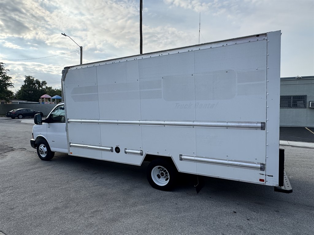 2019 Chevrolet Express - $22,995