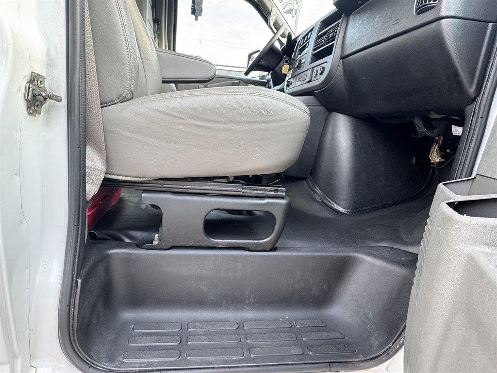2019 Chevrolet Express - $22,995