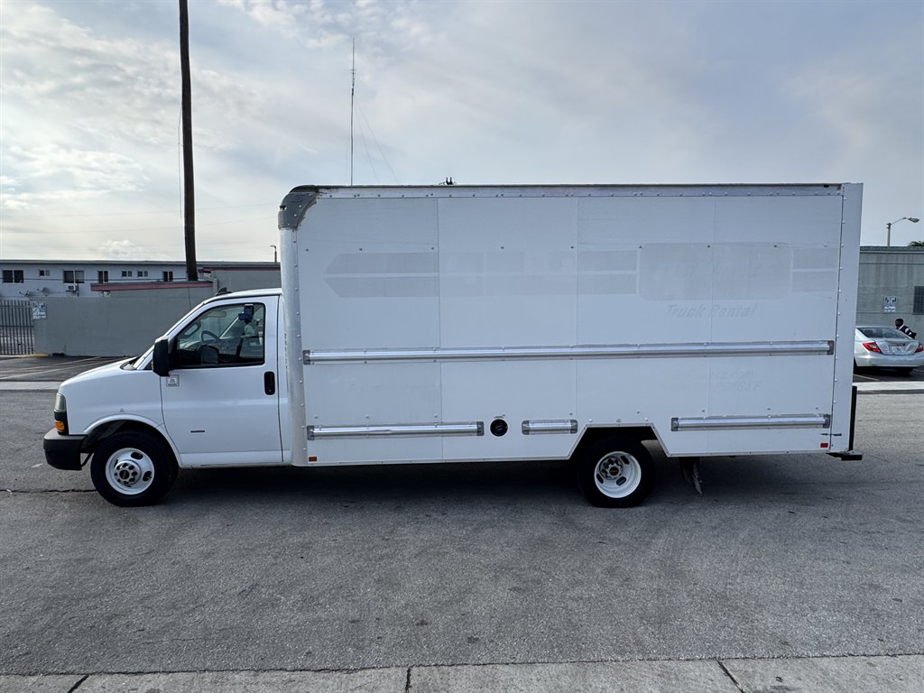 2019 Chevrolet Express - $22,995