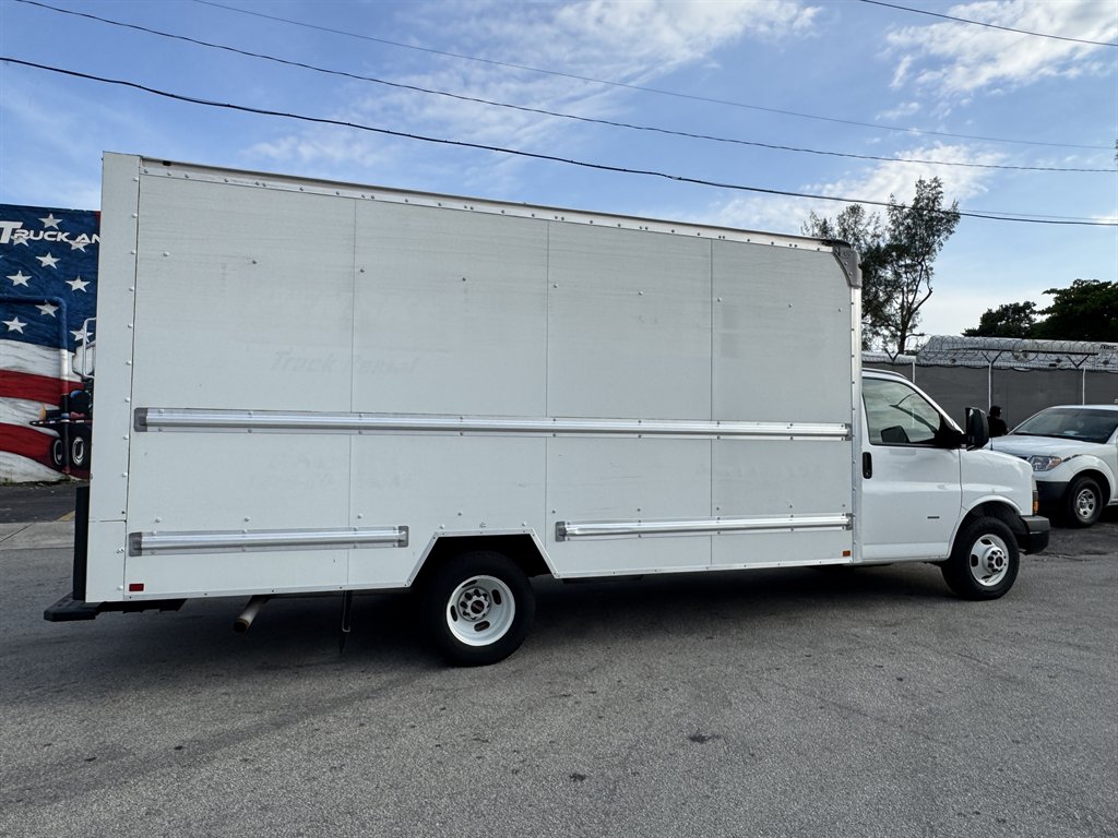 2019 Chevrolet Express - $22,995