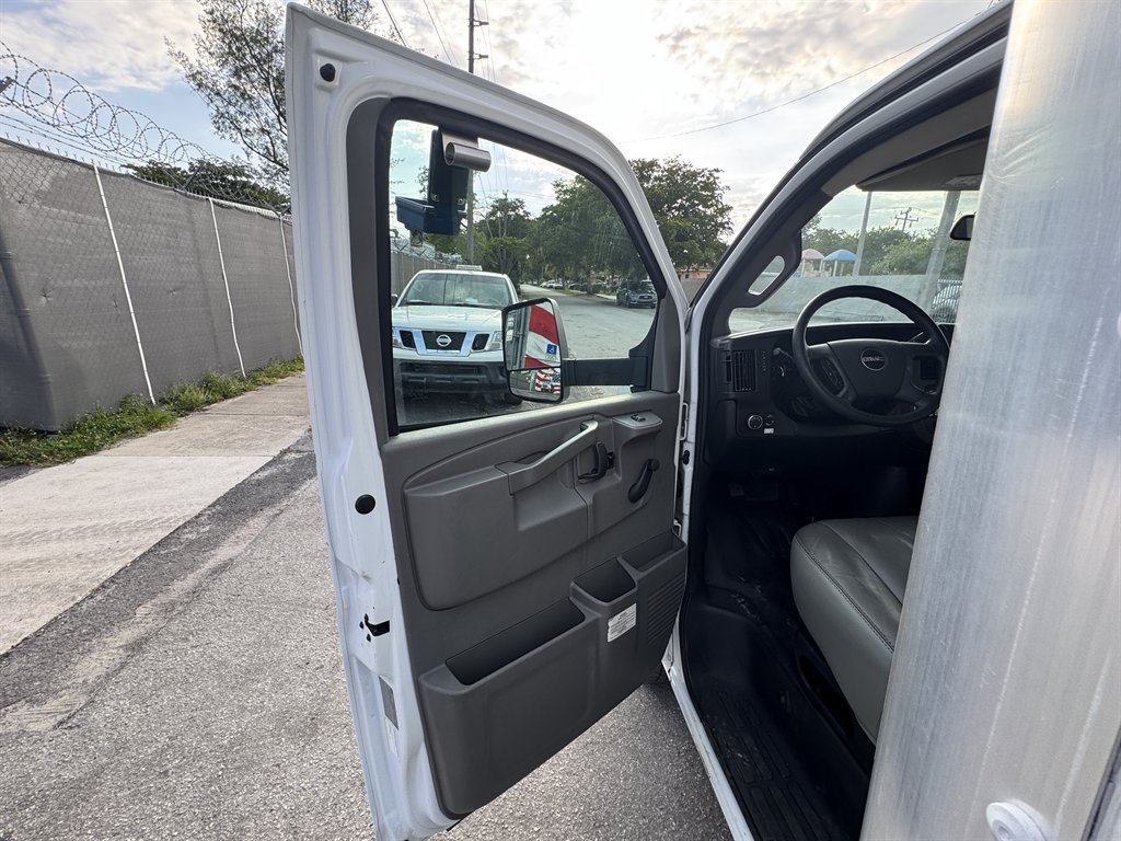2019 Chevrolet Express - $22,995