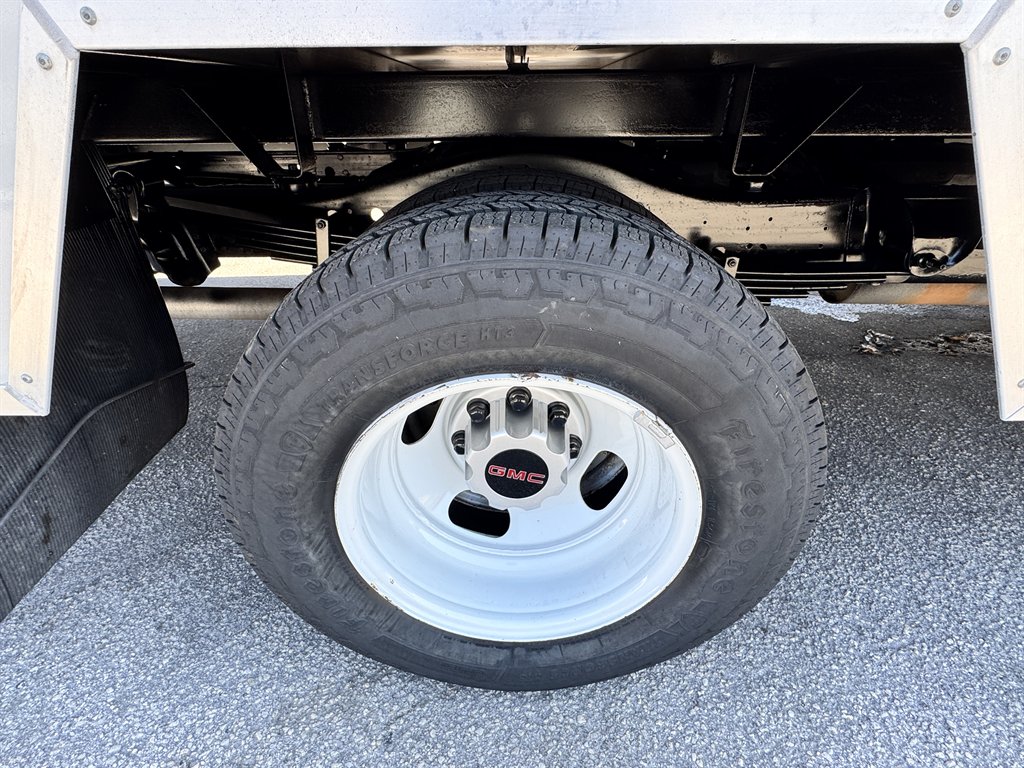 2021 GMC Savana - $24,995
