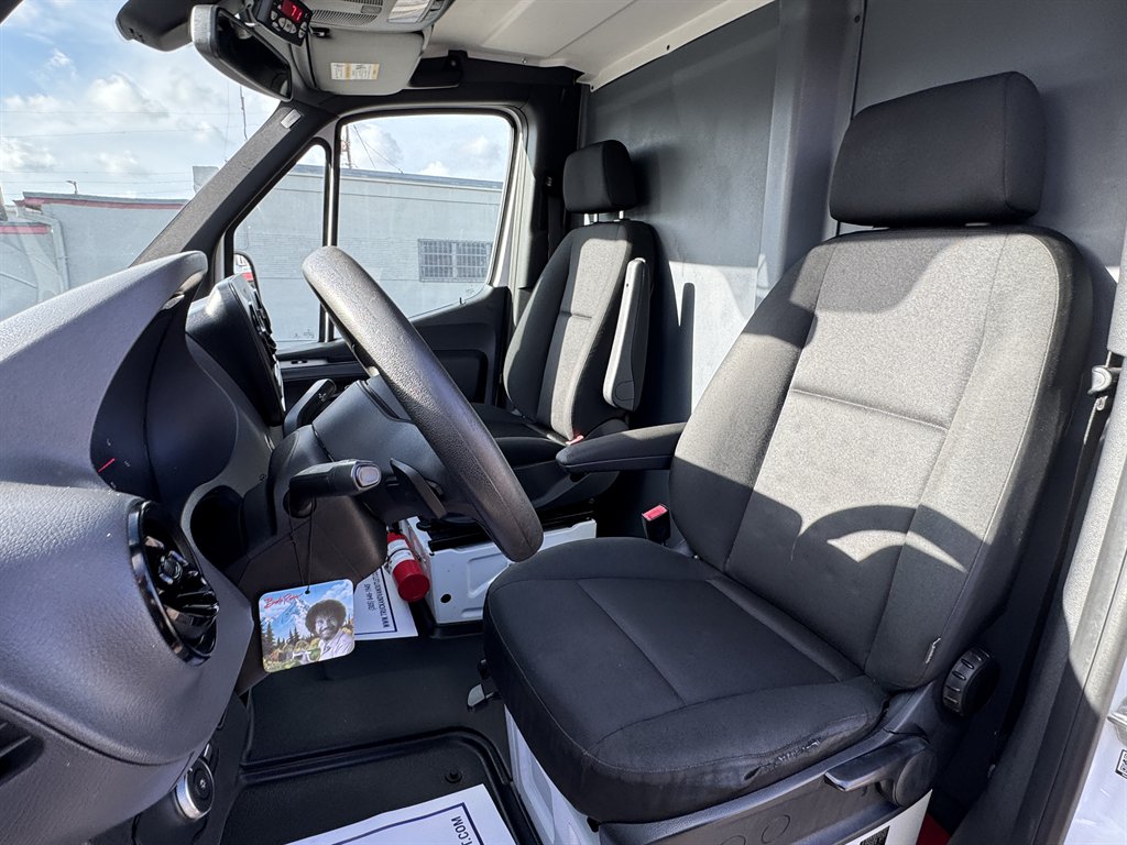 2019 Freightliner Sprinter - $34,995