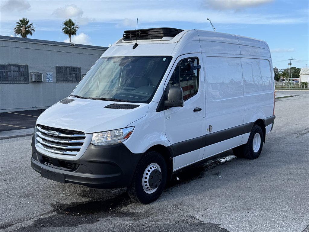 2019 Freightliner Sprinter - $34,995