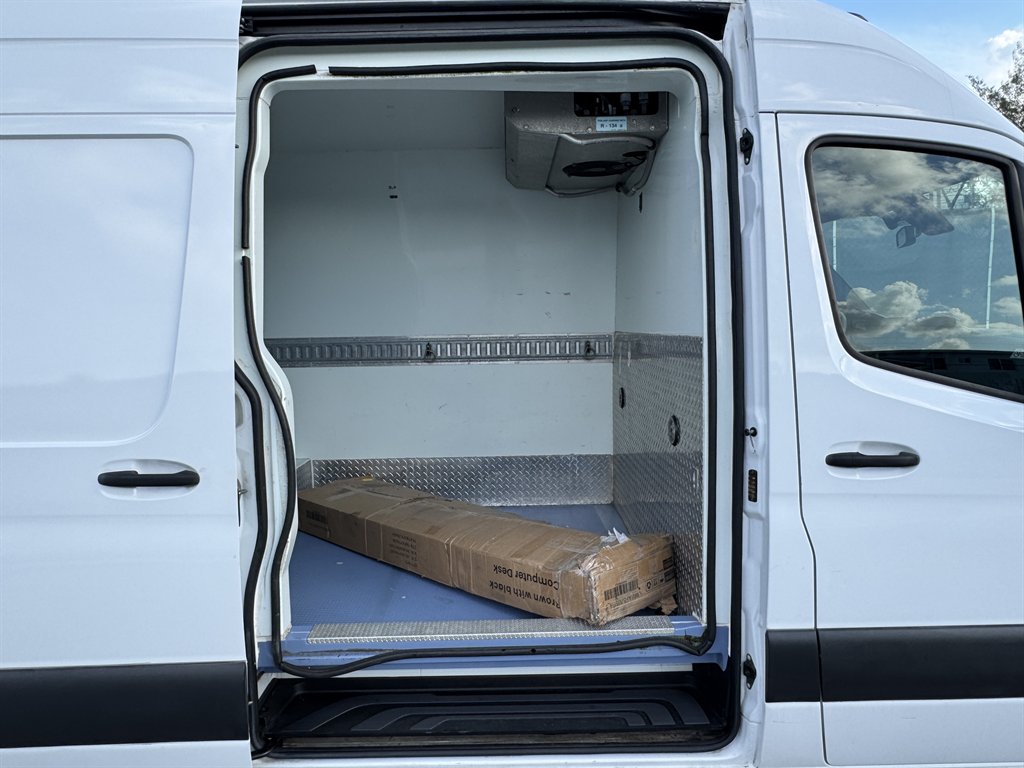 2019 Freightliner Sprinter - $34,995