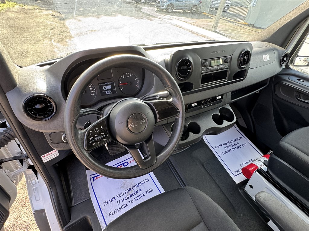 2019 Freightliner Sprinter - $34,995