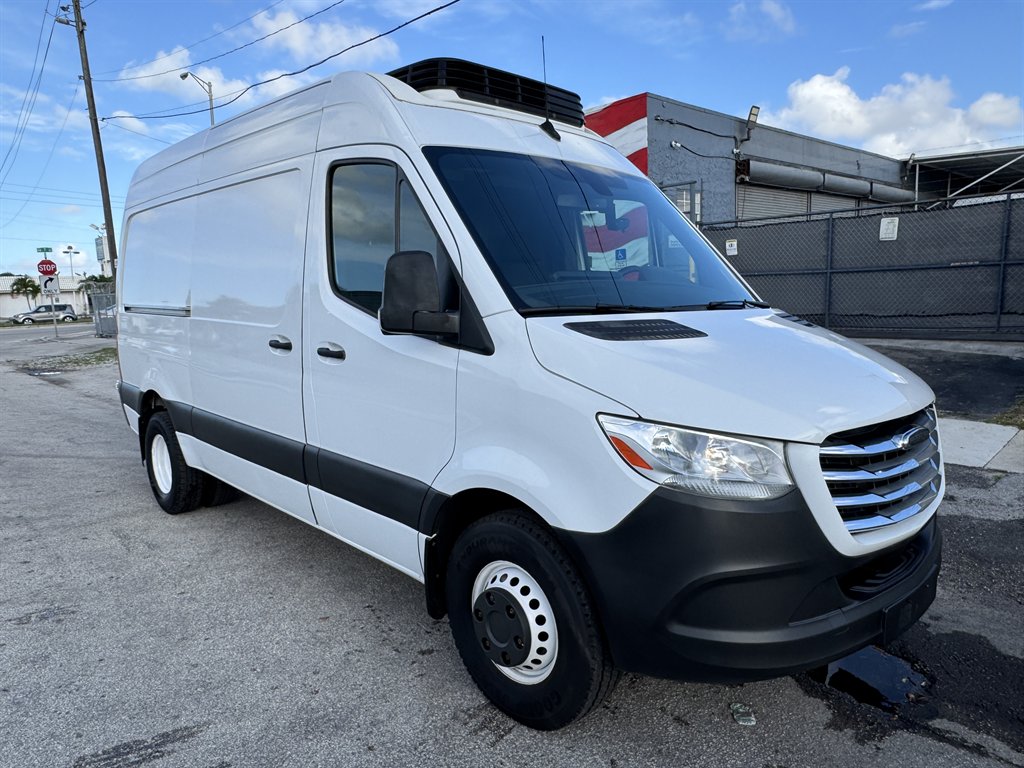 2019 Freightliner Sprinter - $34,995