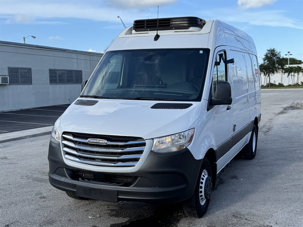 2019 Freightliner Sprinter - $34,995