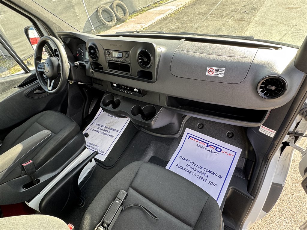 2019 Freightliner Sprinter - $34,995
