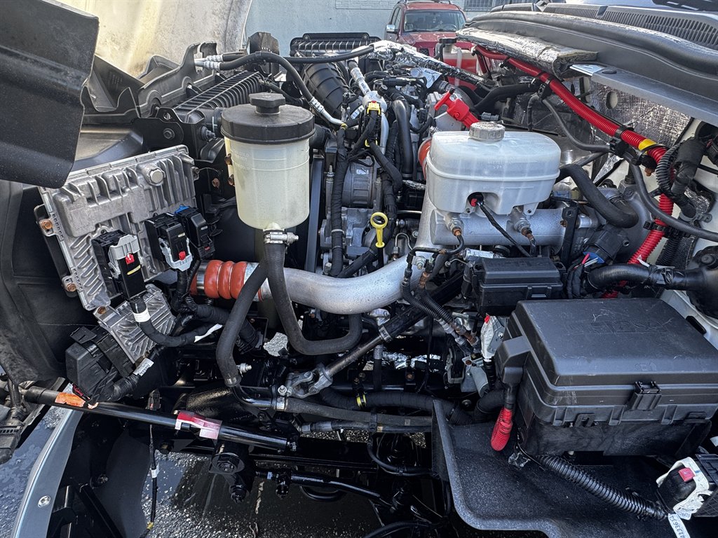 2021 Gm Gm515 - $45,995