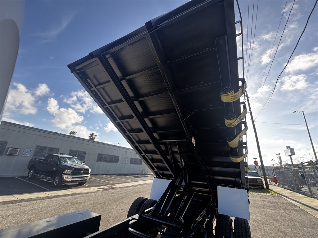 2021 Gm Gm515 - $45,995